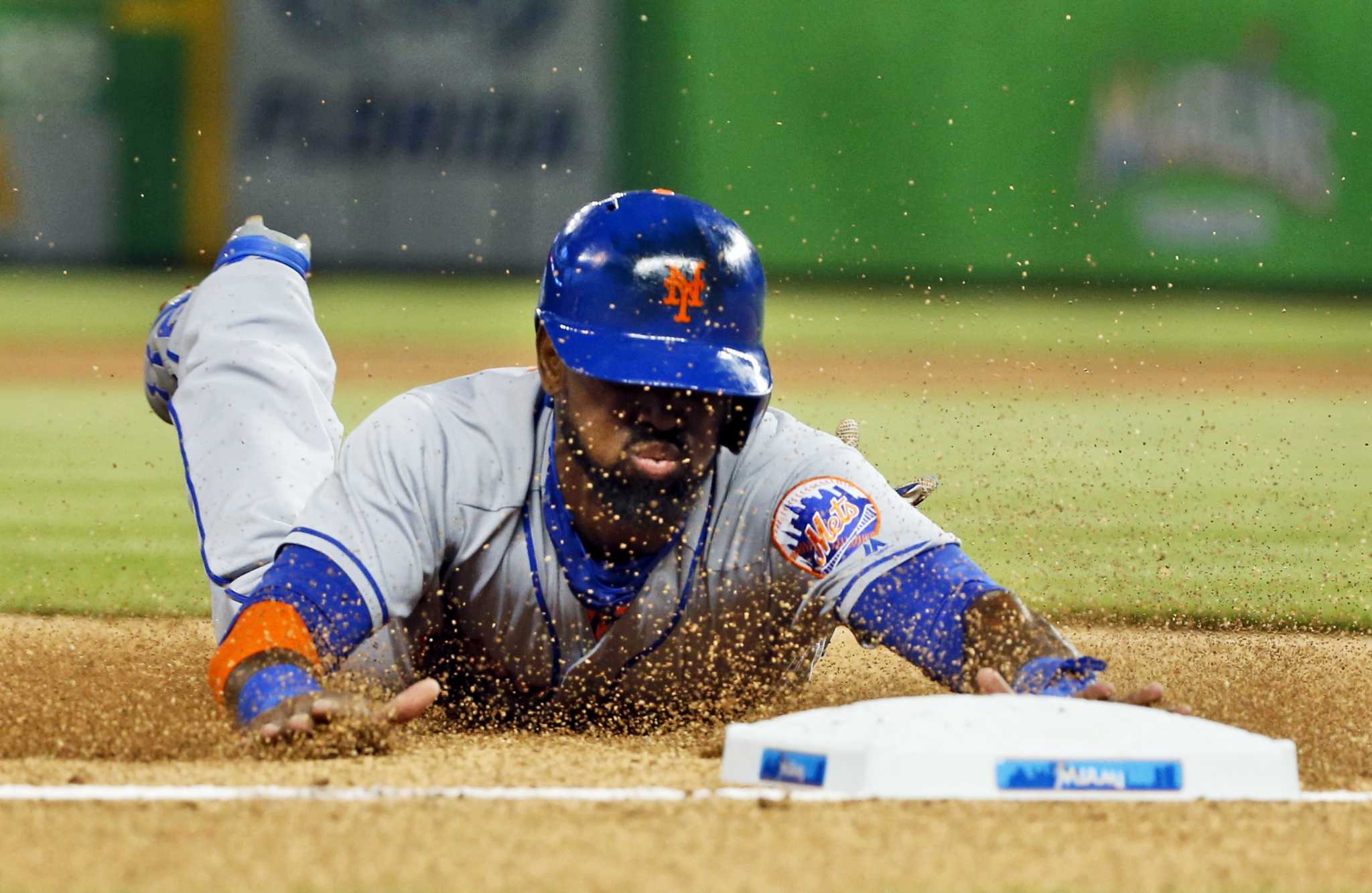 Jose Reyes has three hits to help Mets edge Marlins