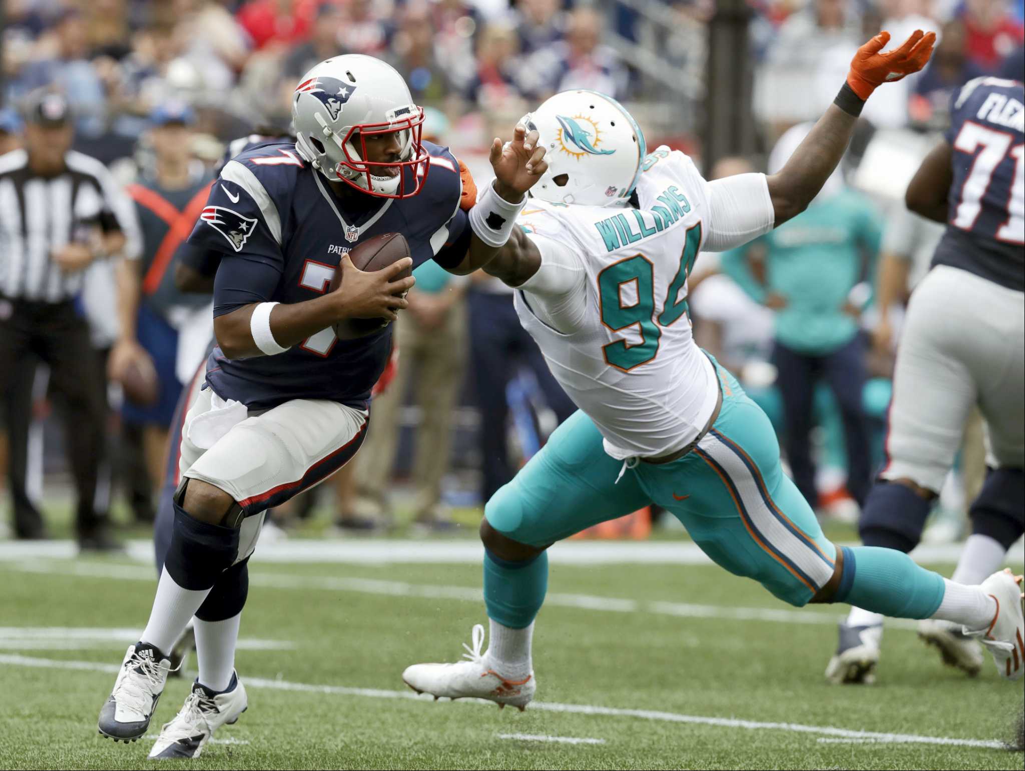 Patriots draft QB Jacoby Brissett