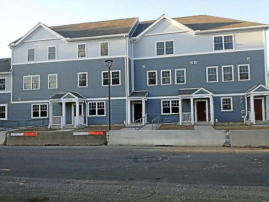 Farnam Courts replacement units on the way in New Haven