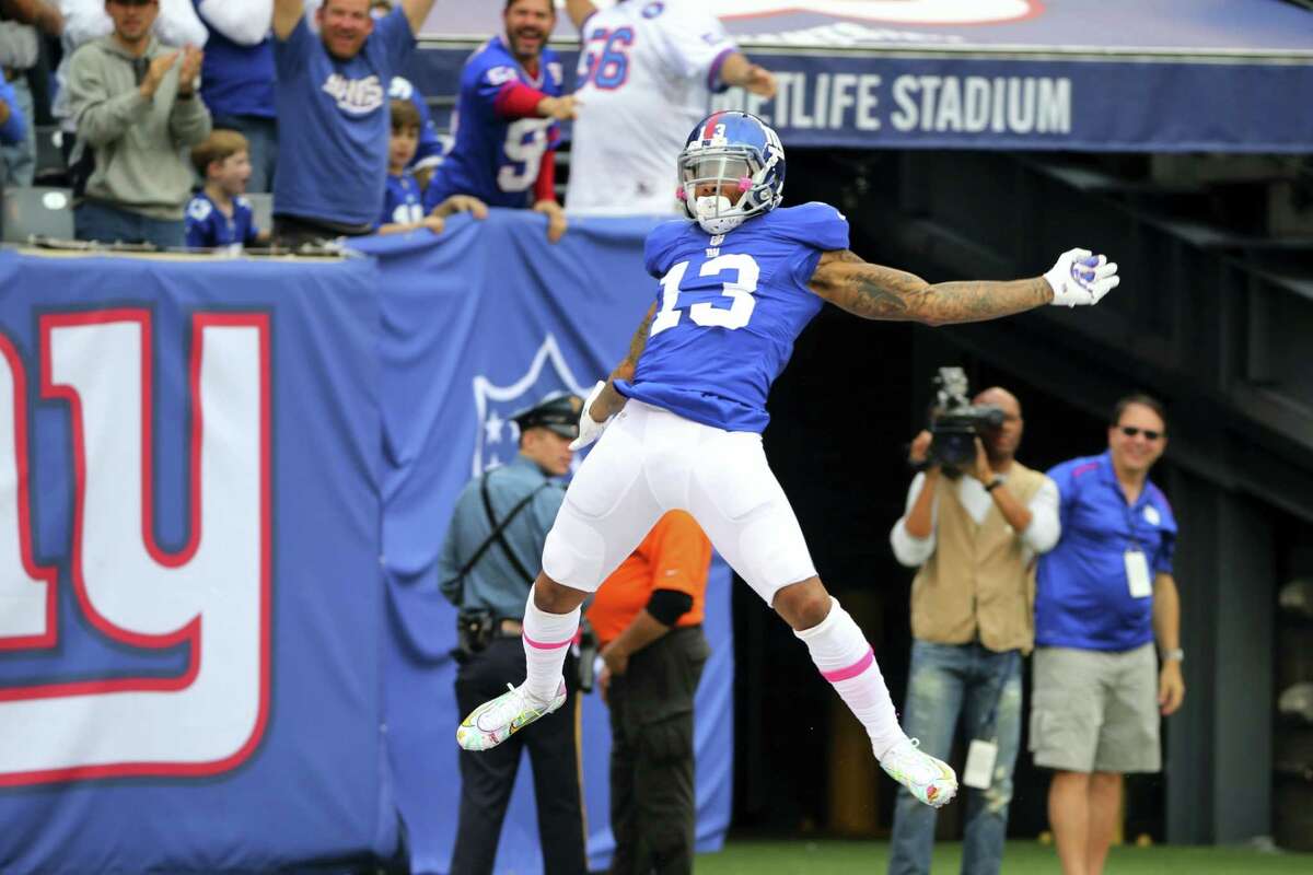Giants wide receiver Odell Beckham celebrates after scoring a touchdown in the second half Sunday.