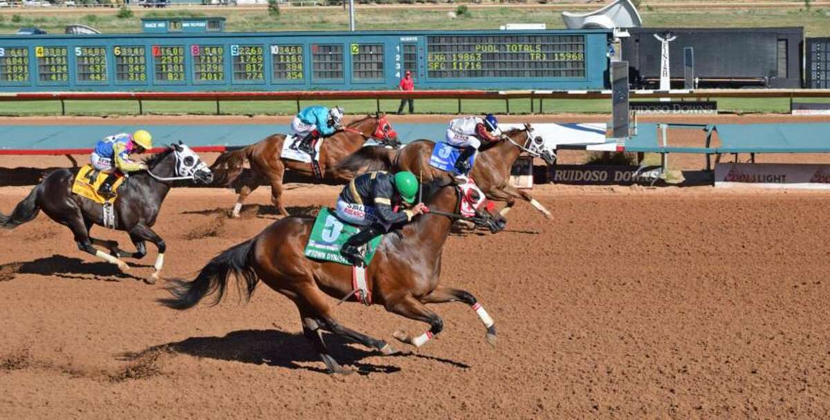 After finishing in a dead heat with Uptown Dynasty last month in the Ruidoso Futurity, Eagle Jazz (3) won by three-quarters of a length Sunday in the Rainbow Futurity.