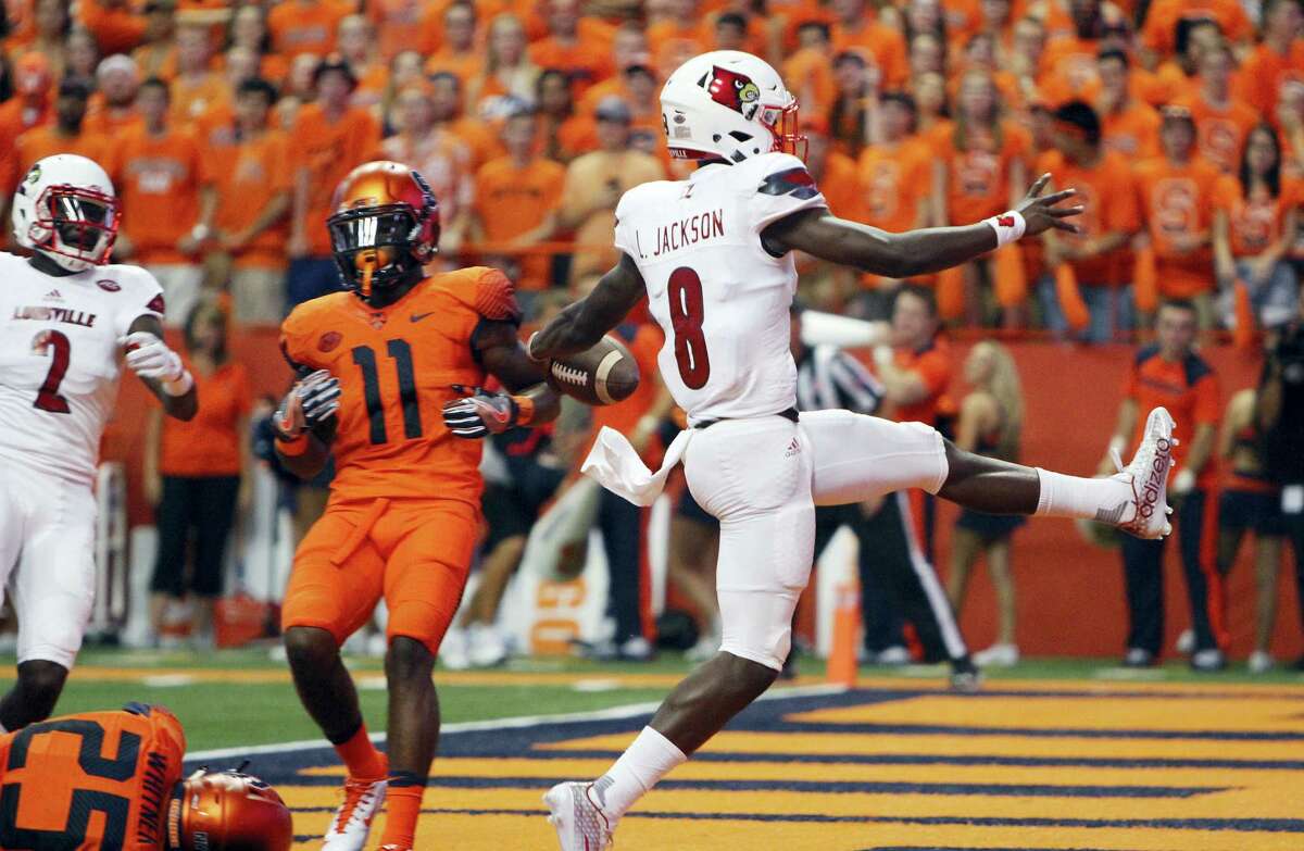 Louisville's Lamar Jackson named Walter Camp Player of the Year