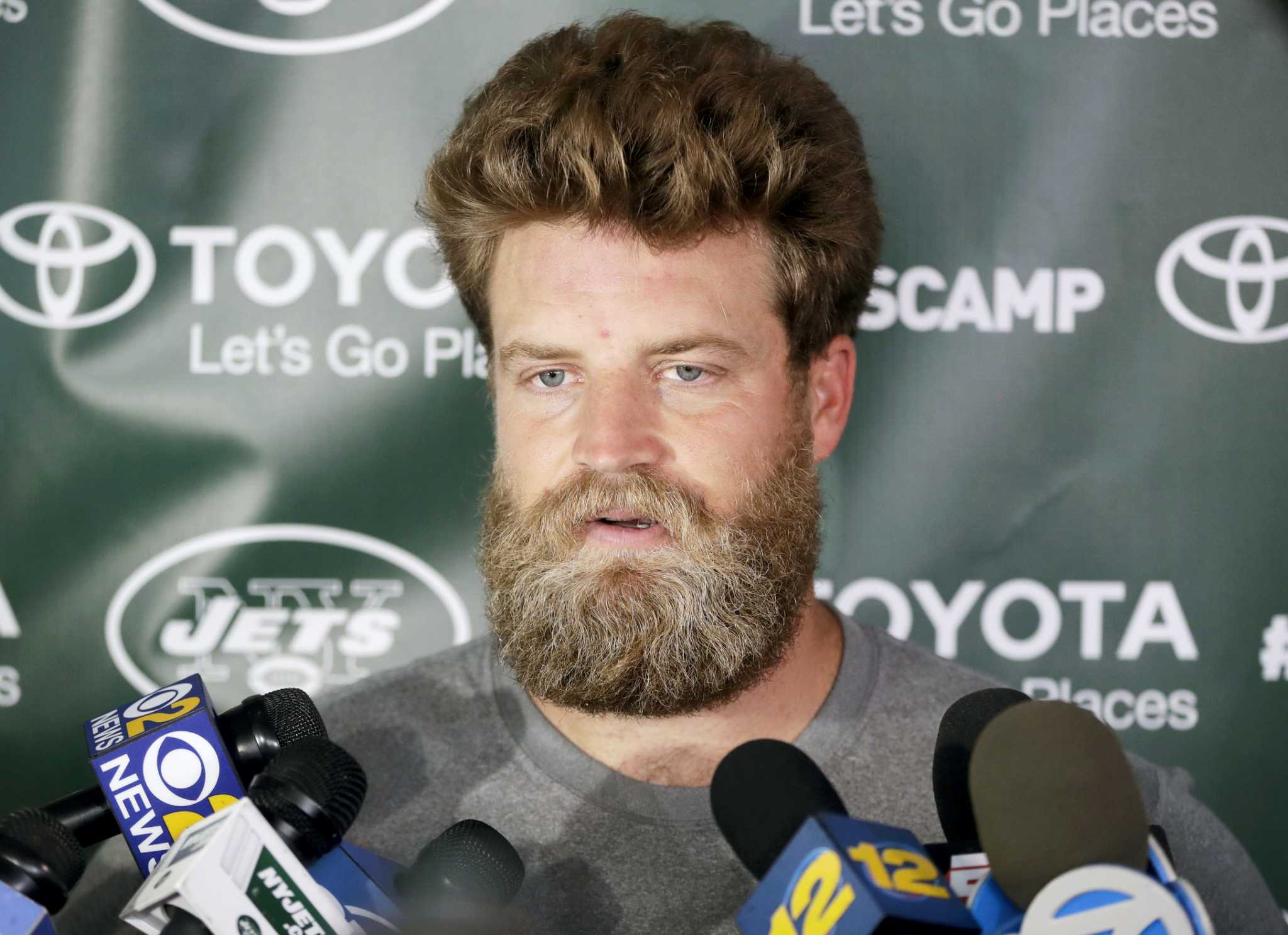 Jets rookie Burris got to buzz Fitzpatrick's hair after INT