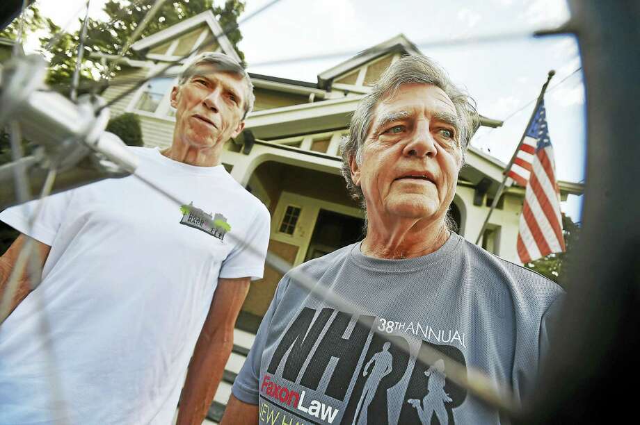 Randall Beach You Don T Have To Be Obsessed To Be A Streaker On