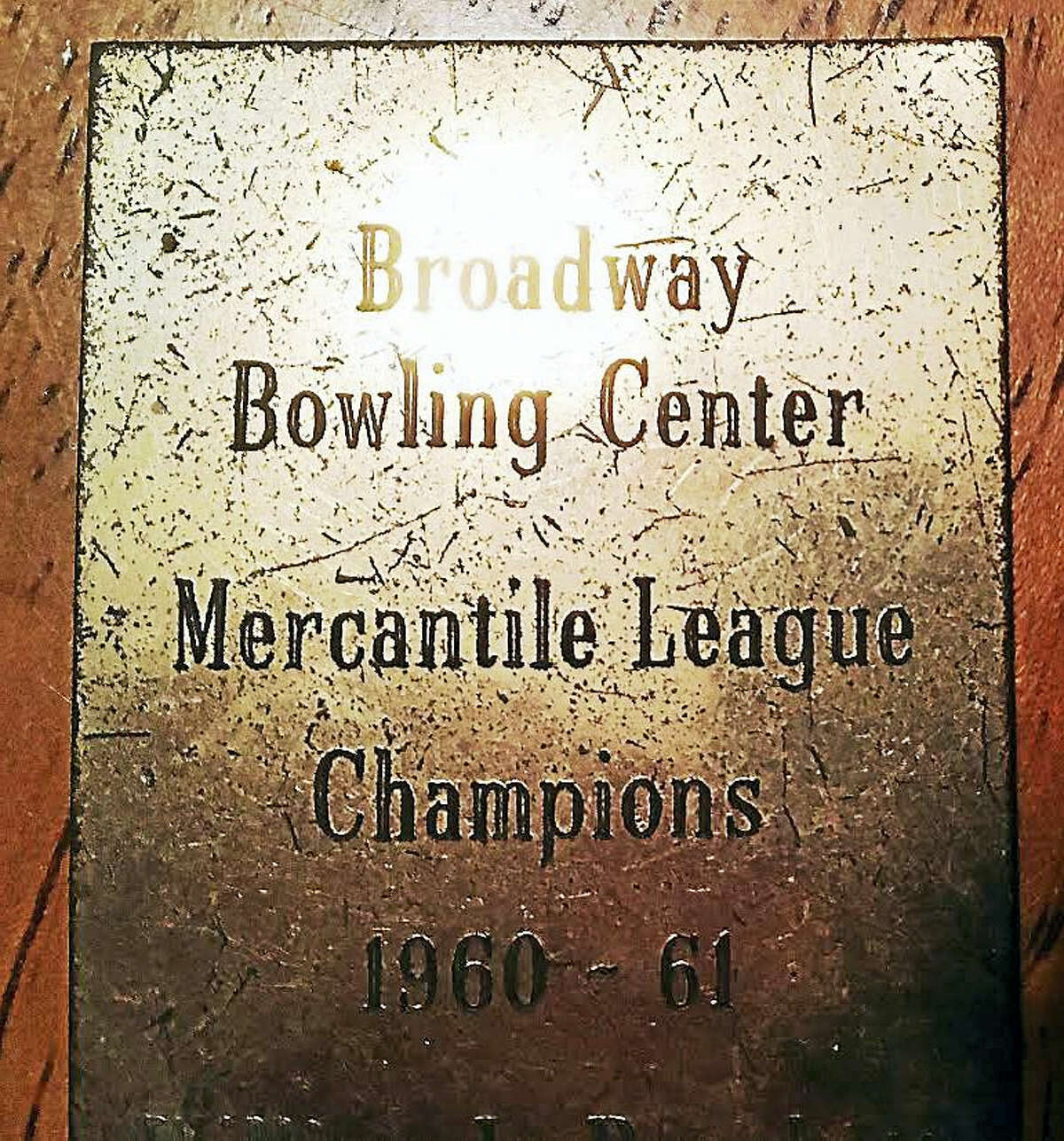A commemorative plate from New Haven’s long-gone Broadway Bowling Center.
