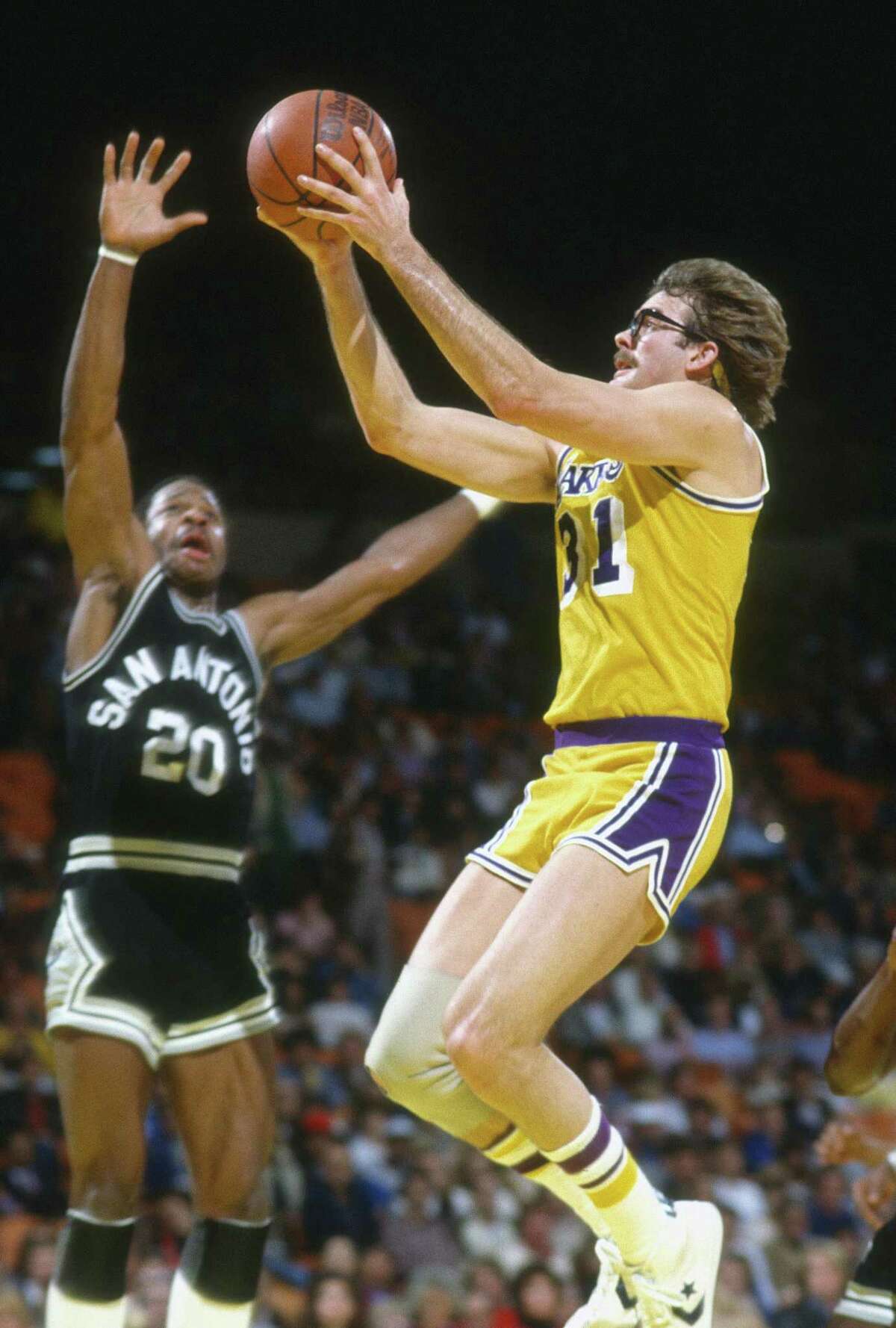 Spurs Where Are They Now? Gene Banks