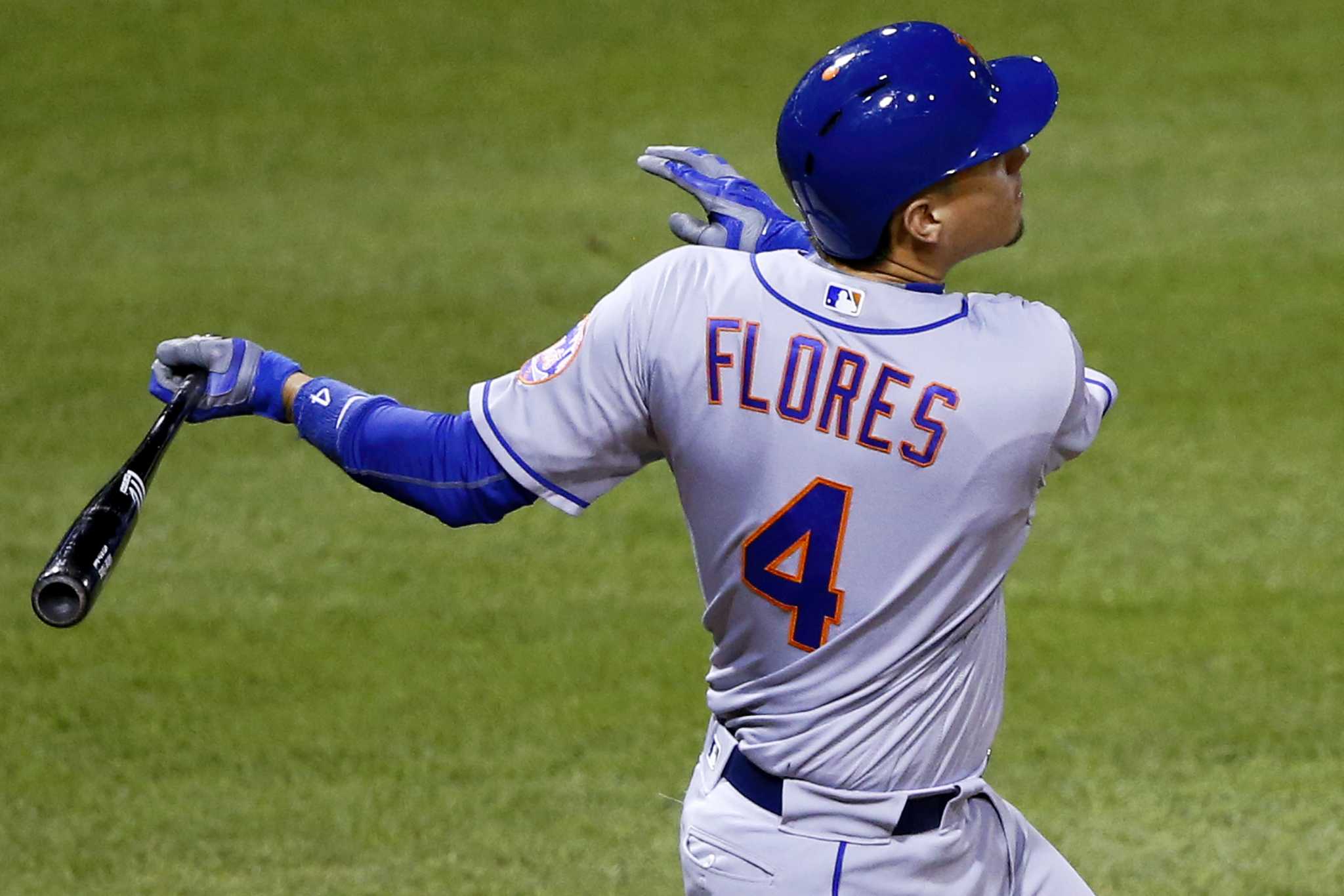 Mets 3, Brewers 2: Wilmer Flores' walk-off homer wins it