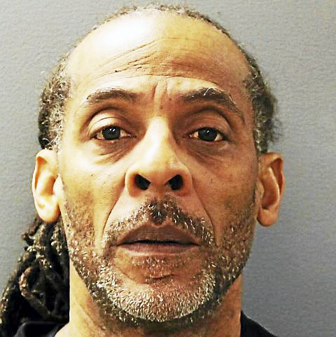 33 bags of crack seized, New Haven man arrested after drug bust, Hamden ...