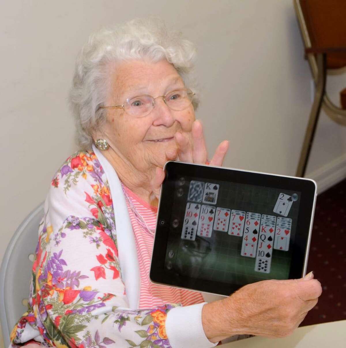 Brookfield Senior Center gets iPads