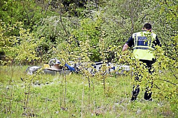 Plane broke apart in mid-air in crash that killed pilot from Connecticut