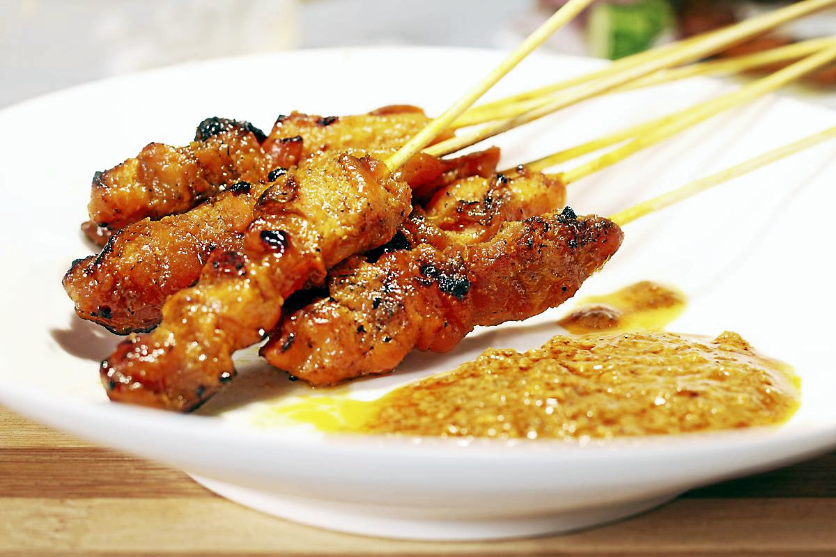 Restaurant-style grilled chicken sate with peanut sauce made easy