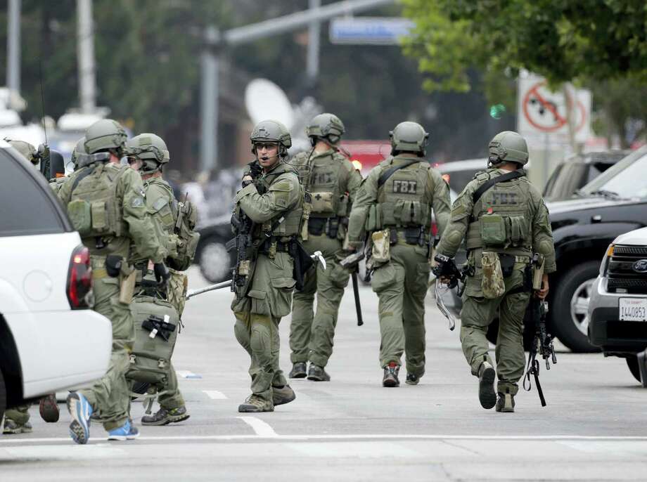 Officers Swarm Ucla In Massive Response To Murder Suicide New Haven Register