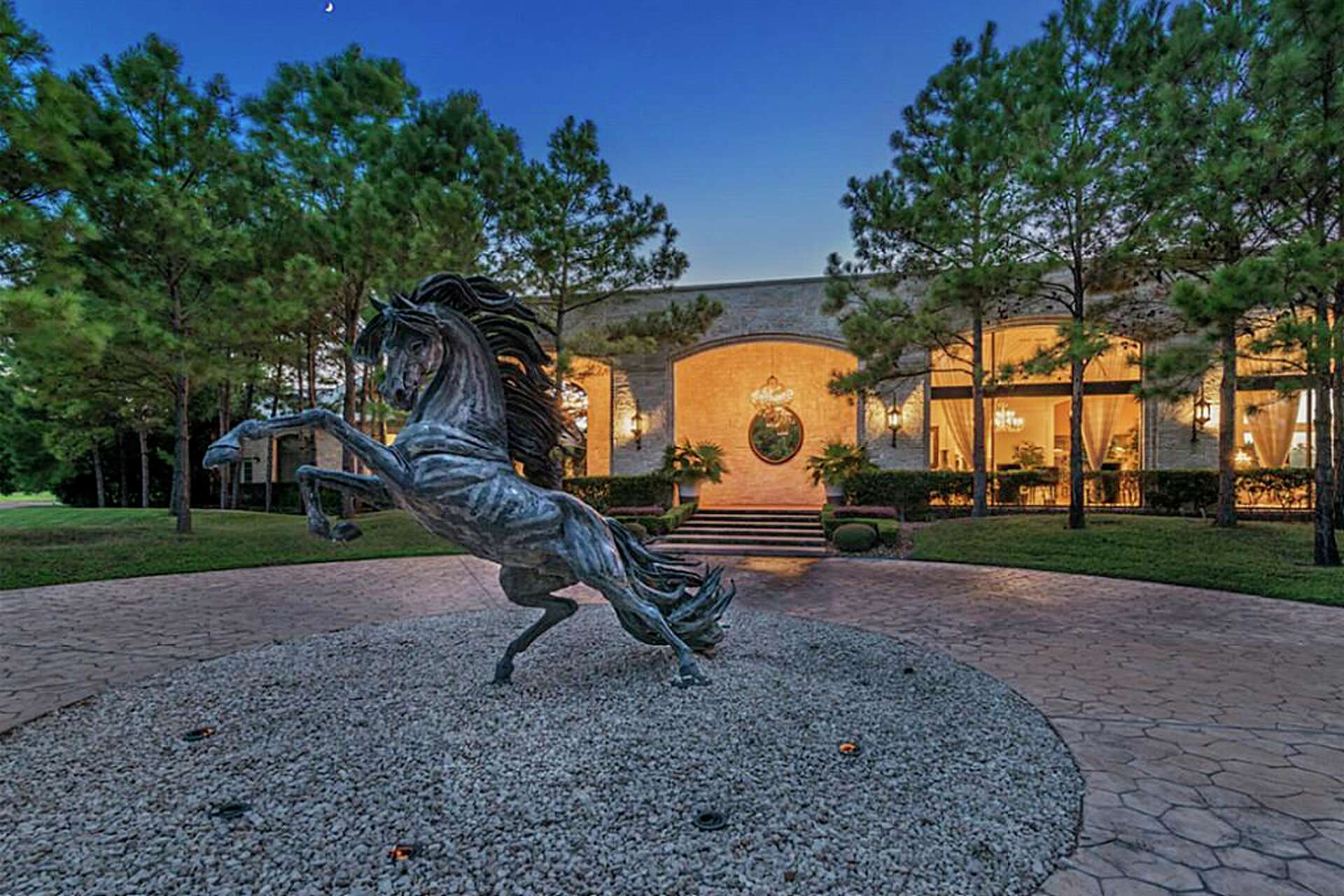 Price reduced on jawdropping Tomball ranch for sale