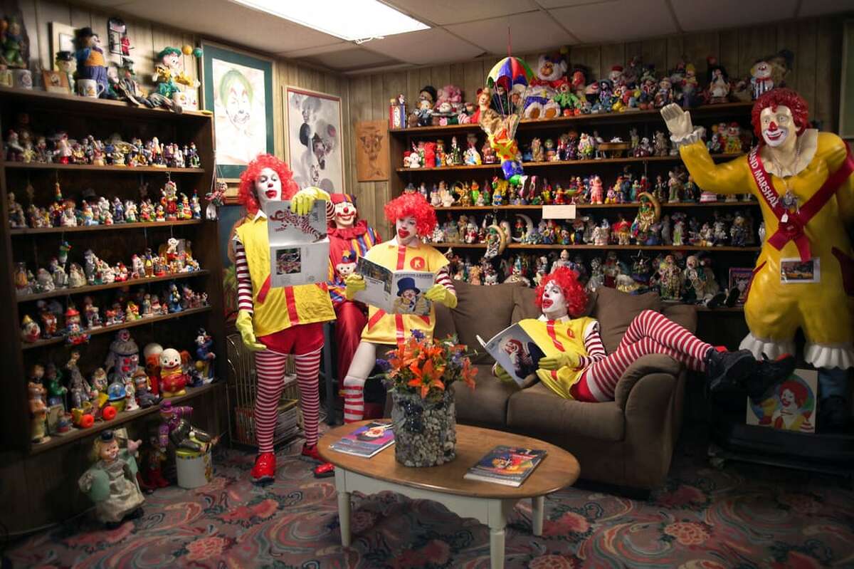 The motel is home to countless clowns, and the new owner must agree to keep the theme intact, even if they plan renovations. 