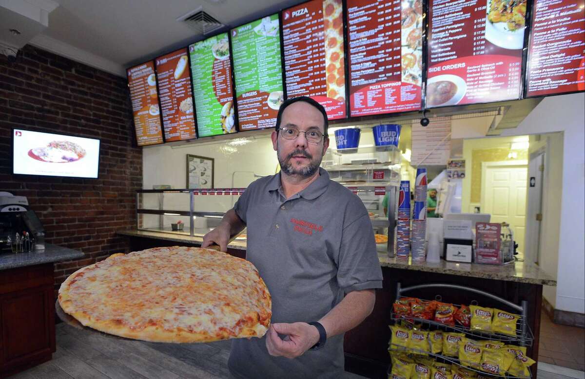 Fairfield Pizza serves up new look and expanded service in Stamford
