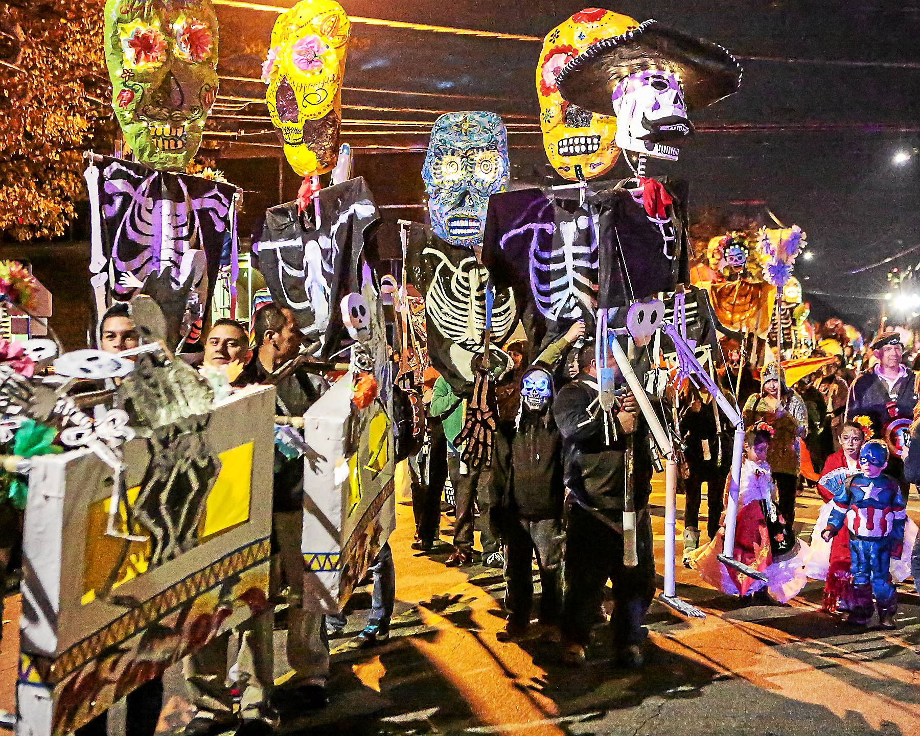 About 250 people attend annual Day of the Dead celebration in New Haven