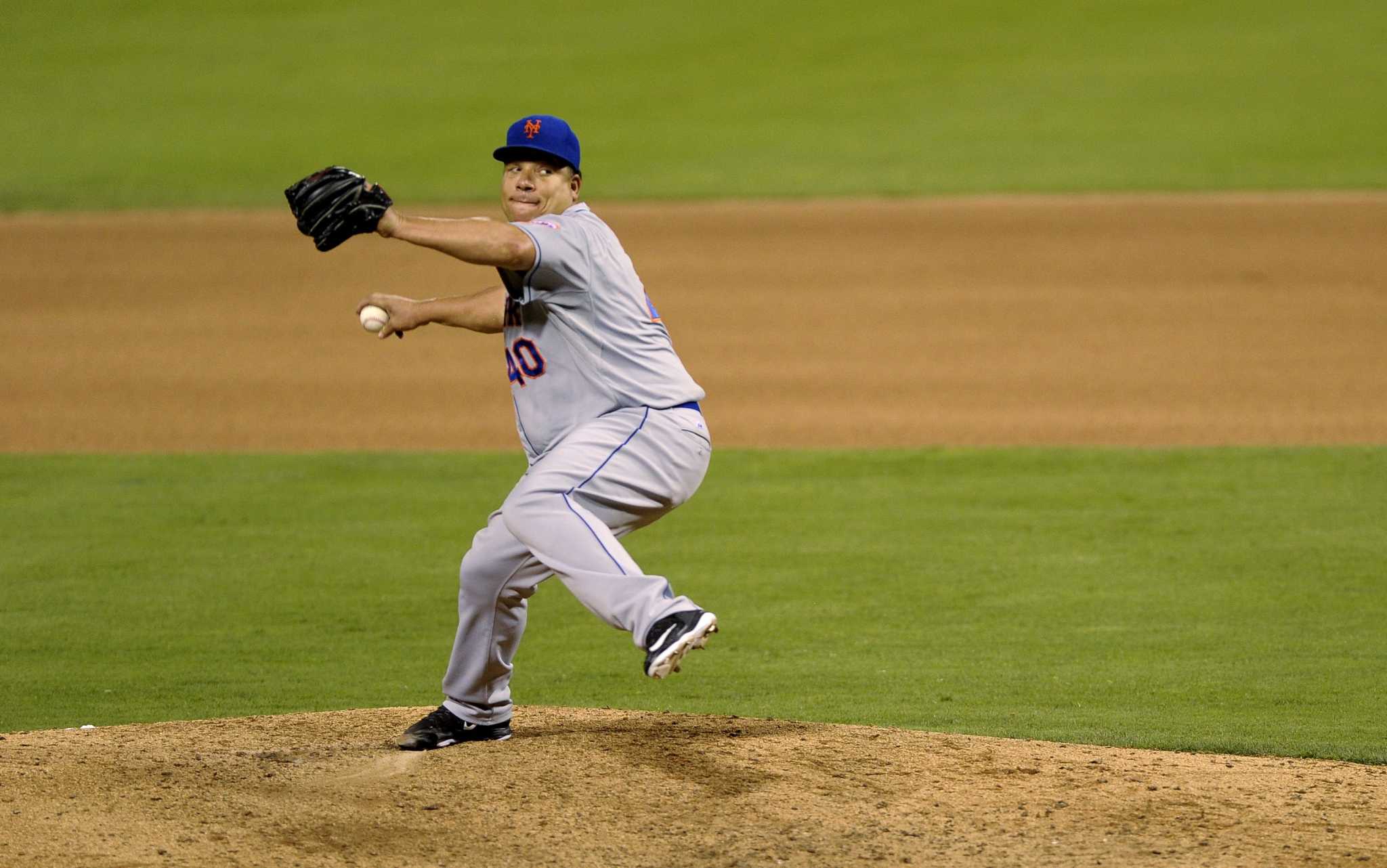 MLB: Colon throws 8 shutout innings, Mets beat Phillies, 3-1