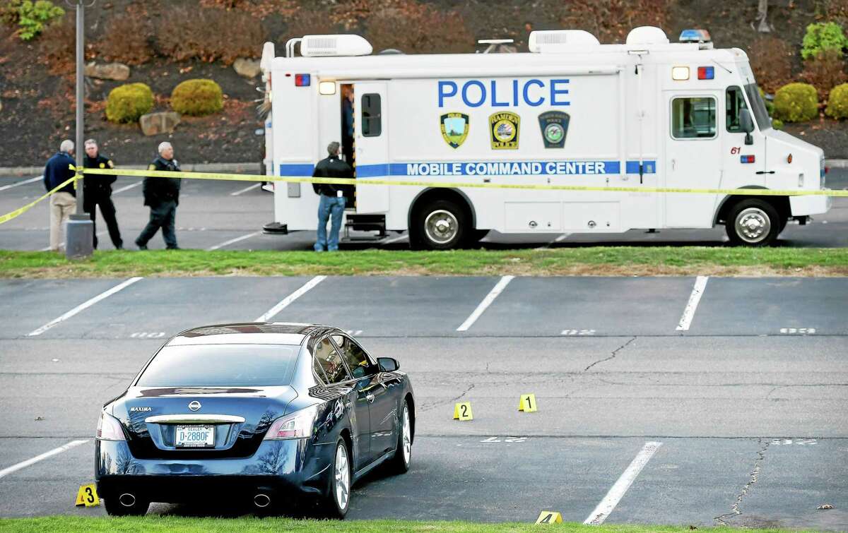 Hamden police identify 2 men found dead in car