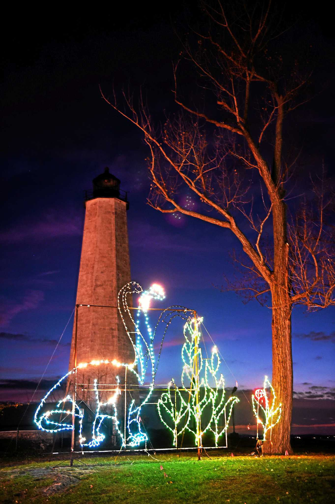 Fantasy of Lights set to begin at Lighthouse Point Park in New Haven
