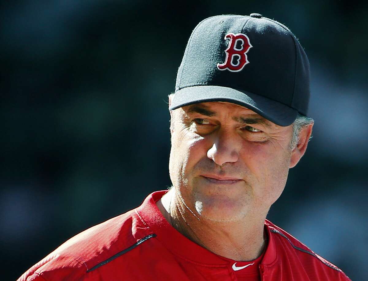 Former Red Sox manager Terry Francona will accompany current Boston manager John Farrell as he undergoes chemotherapy.
