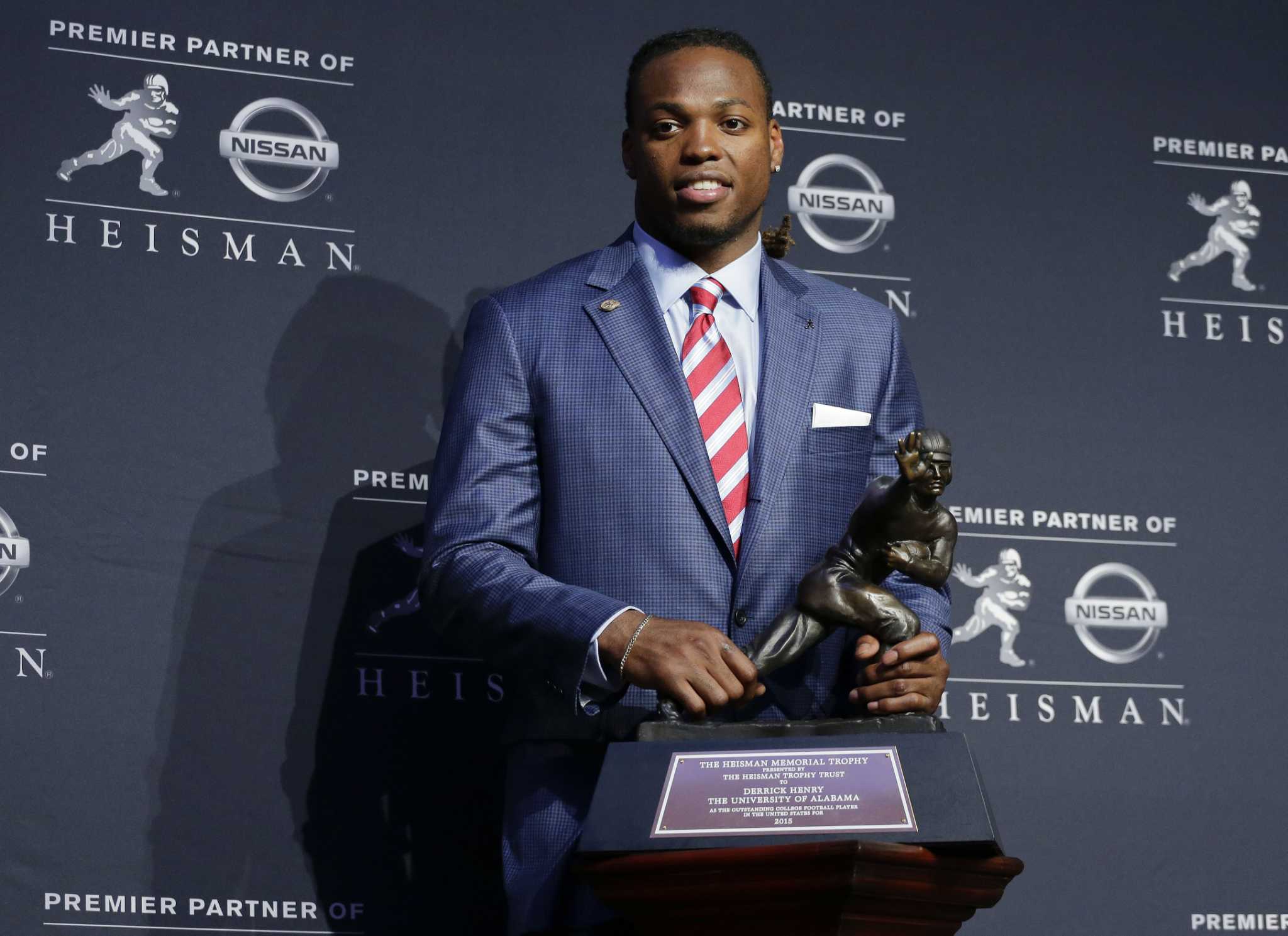 Derrick Henry won the Heisman Trophy because Alabama's entire defense  couldn't 