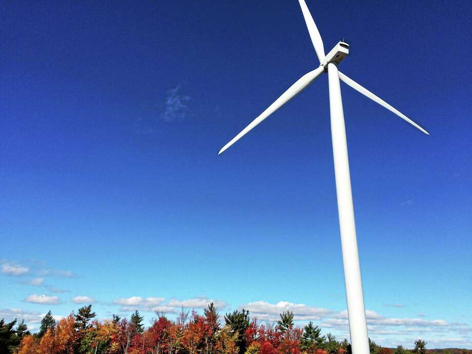 Connecticut’s first commercial wind farm powers up in Colebrook New