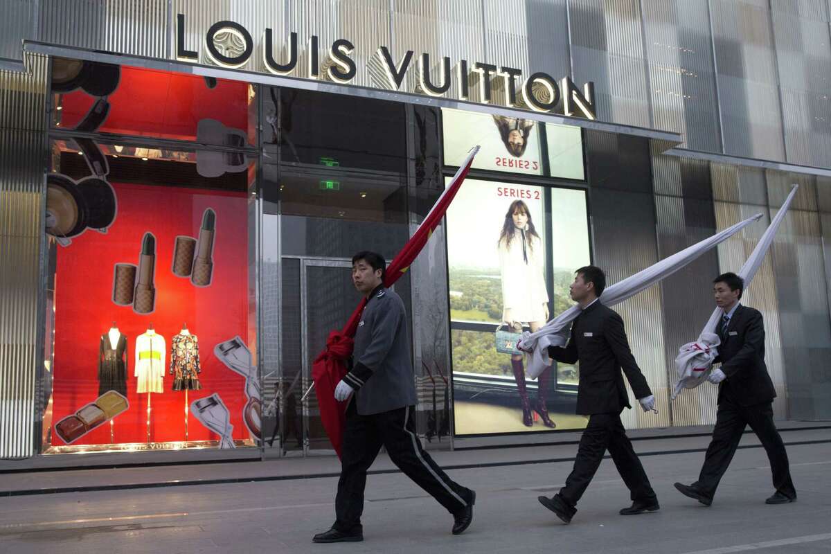 Luxury giant Louis Vuitton shuts store in Guangzhou - Business 