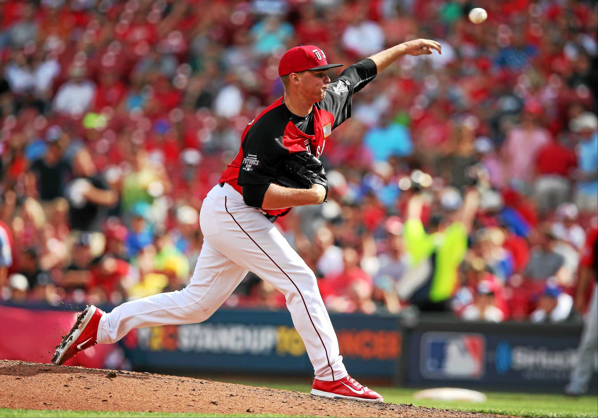 Red Sox pitcher, CT native Matt Barnes back in Hartford