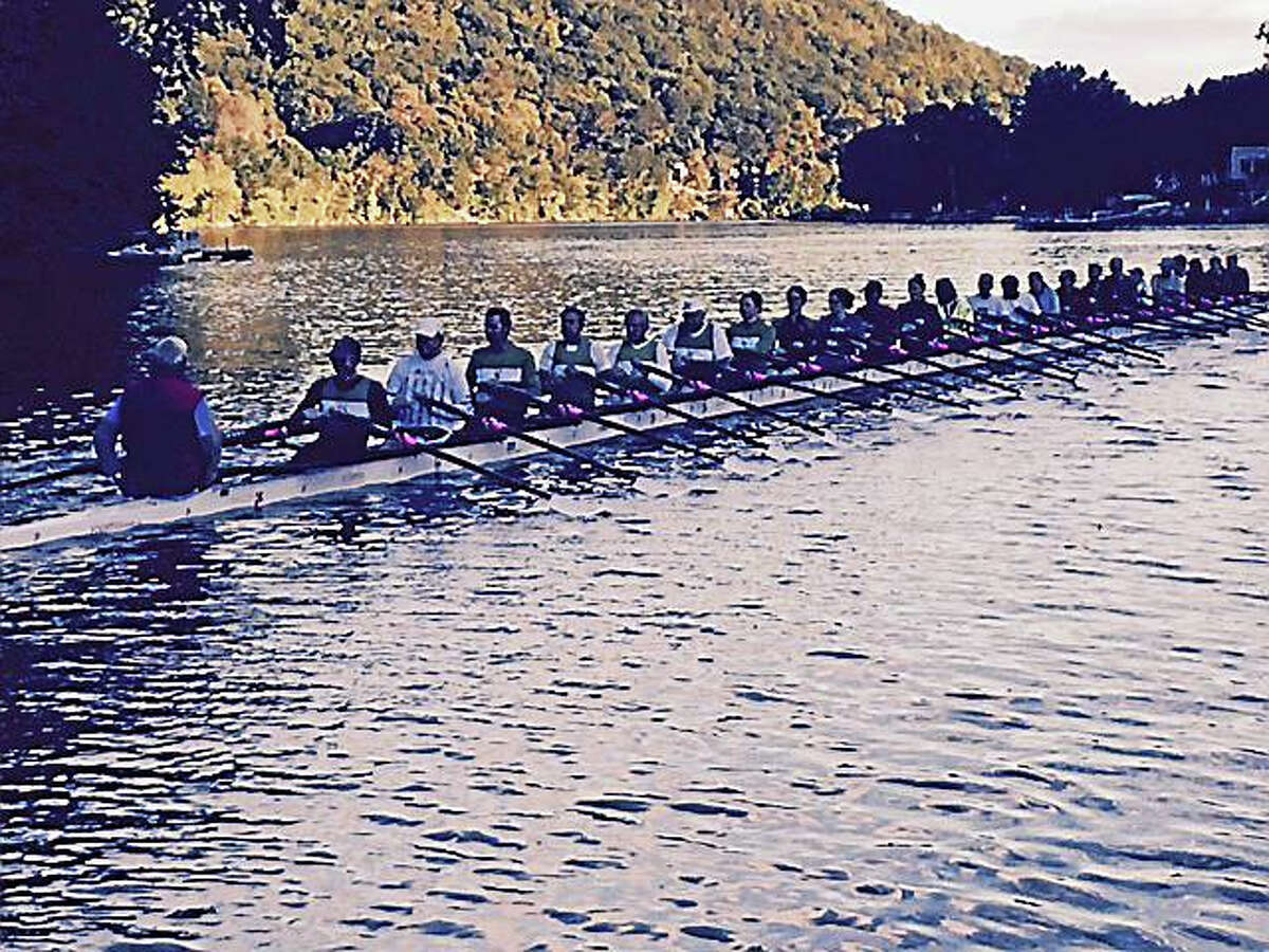World’s largest sculling boat on a twoday stop in New Haven