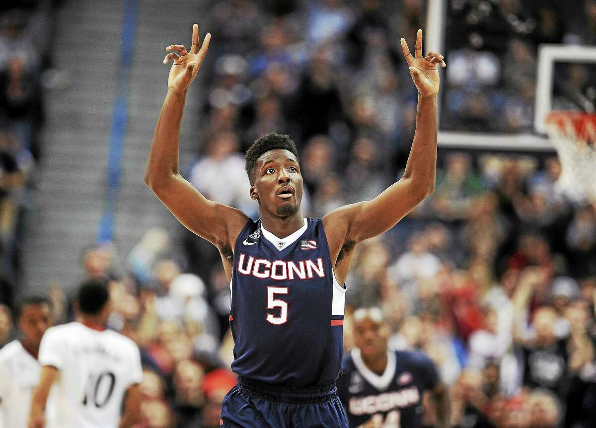 Game-by-game UConn mens basketball schedule breakdown