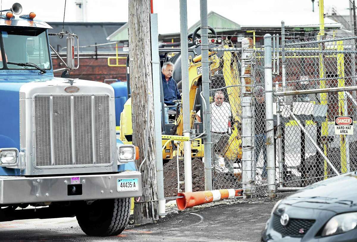 Home heating oil leaks on New Haven’s Waterfront Street