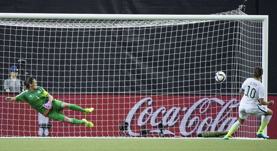 usa women's soccer penalty kicks