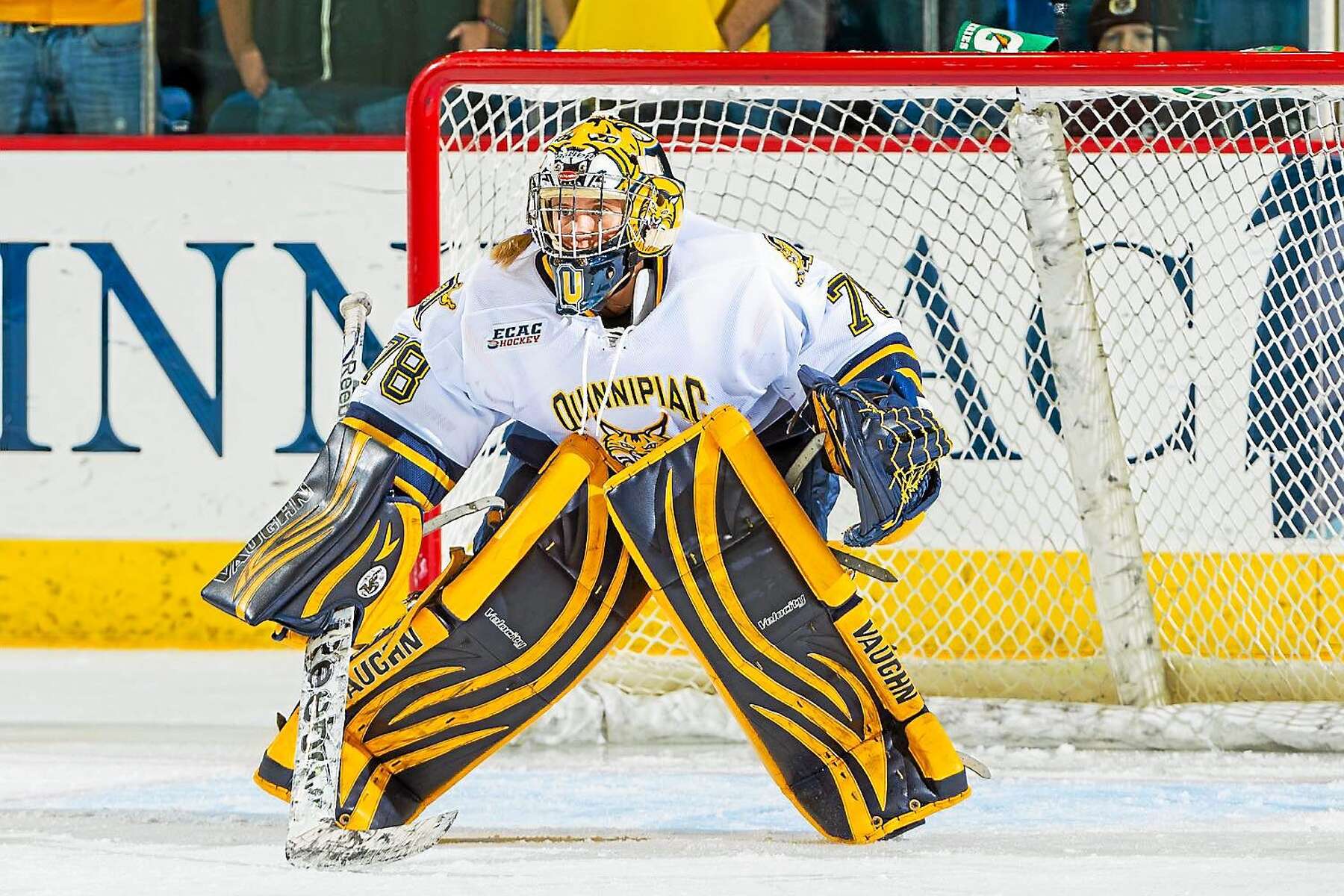 Chelsea Laden, Quinnipiac women's hockey team shutting out opposition