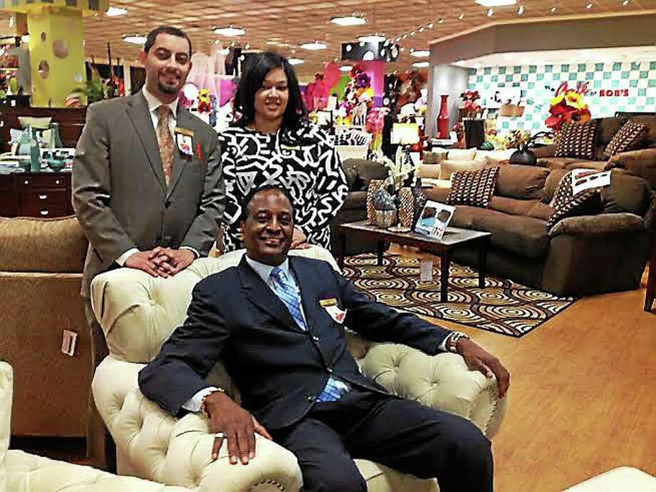 bob's discount furniture expanding to chicago - new haven