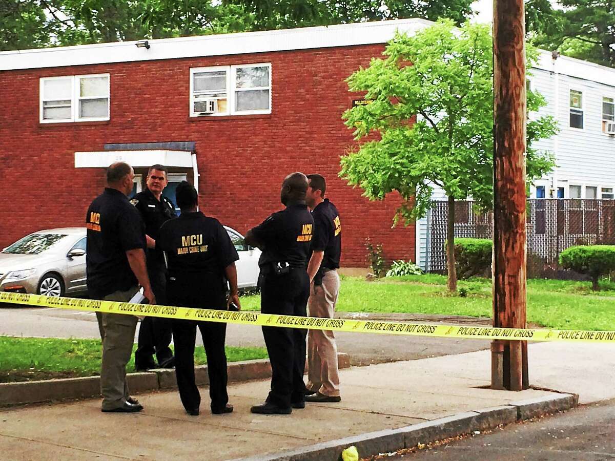 New Haven shooting leaves father of 7 dead