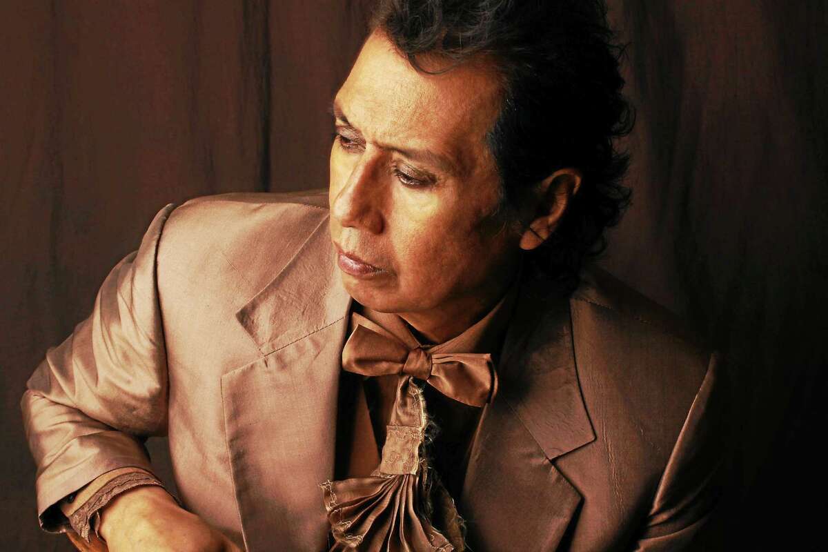 Alejandro Escovedo returns to Fairfield Theatre Company’s StageOne this weekend.