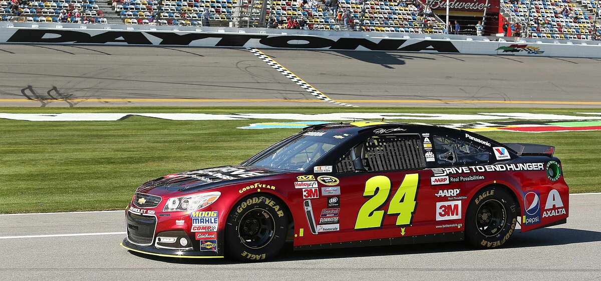 Jeff Gordon drives down pit road during qualifying for the Daytona 500 on Sunday.
