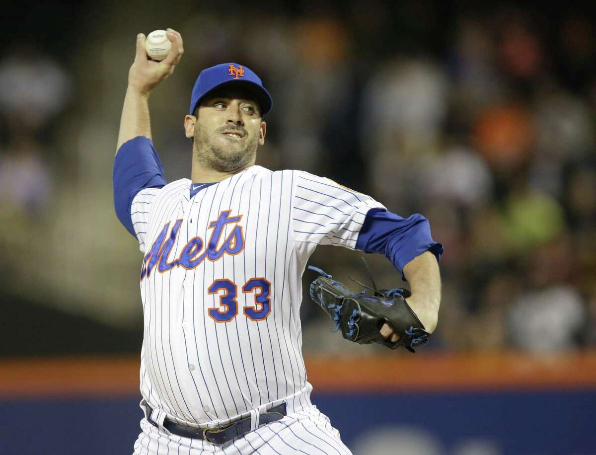 Mets starter Matt Harvey delivers a pitch in Tuesday’s win over the Philadelphia Phillies.