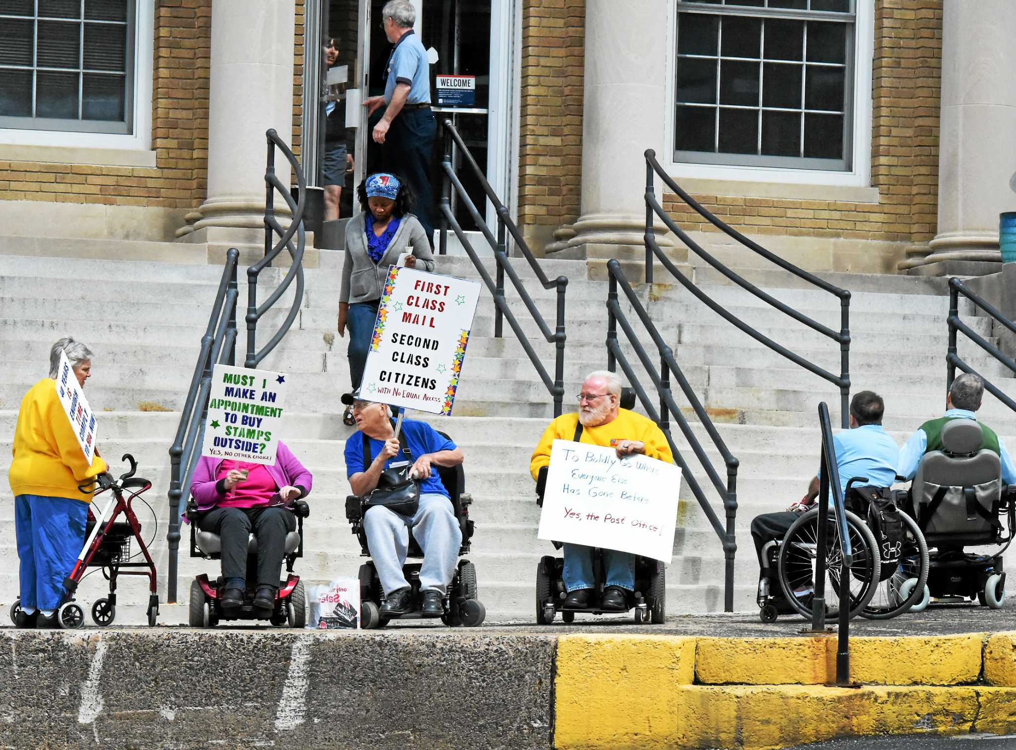 Protesters decry lack of access to Seymour post office