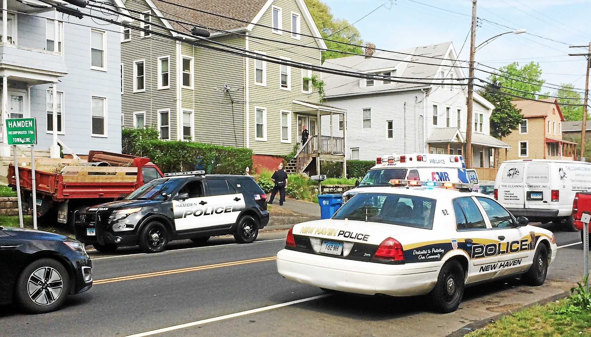 Police investigate stabbing near HamdenNew Haven border