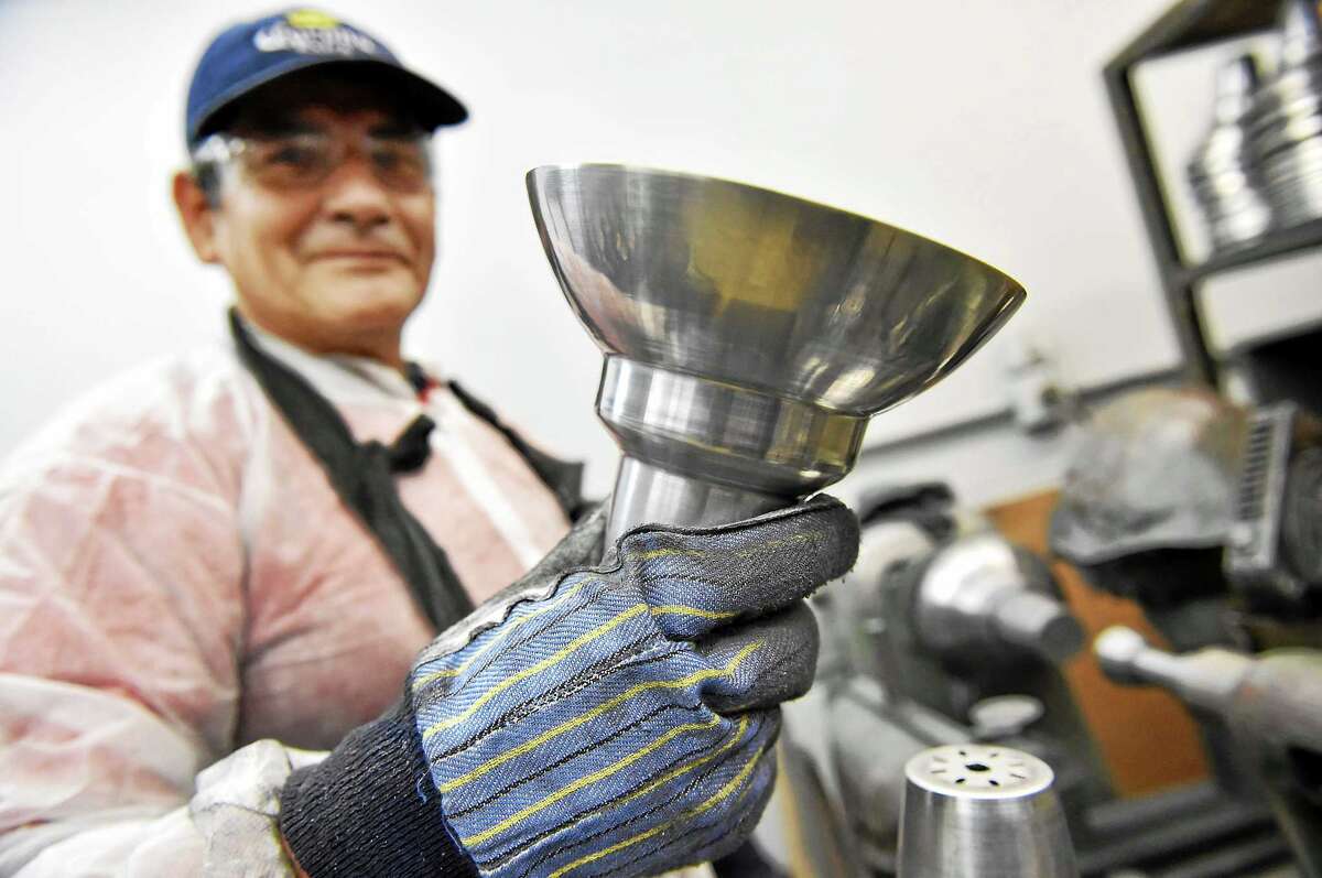 New Haven lighting company to expand, remain in Hill neighborhood