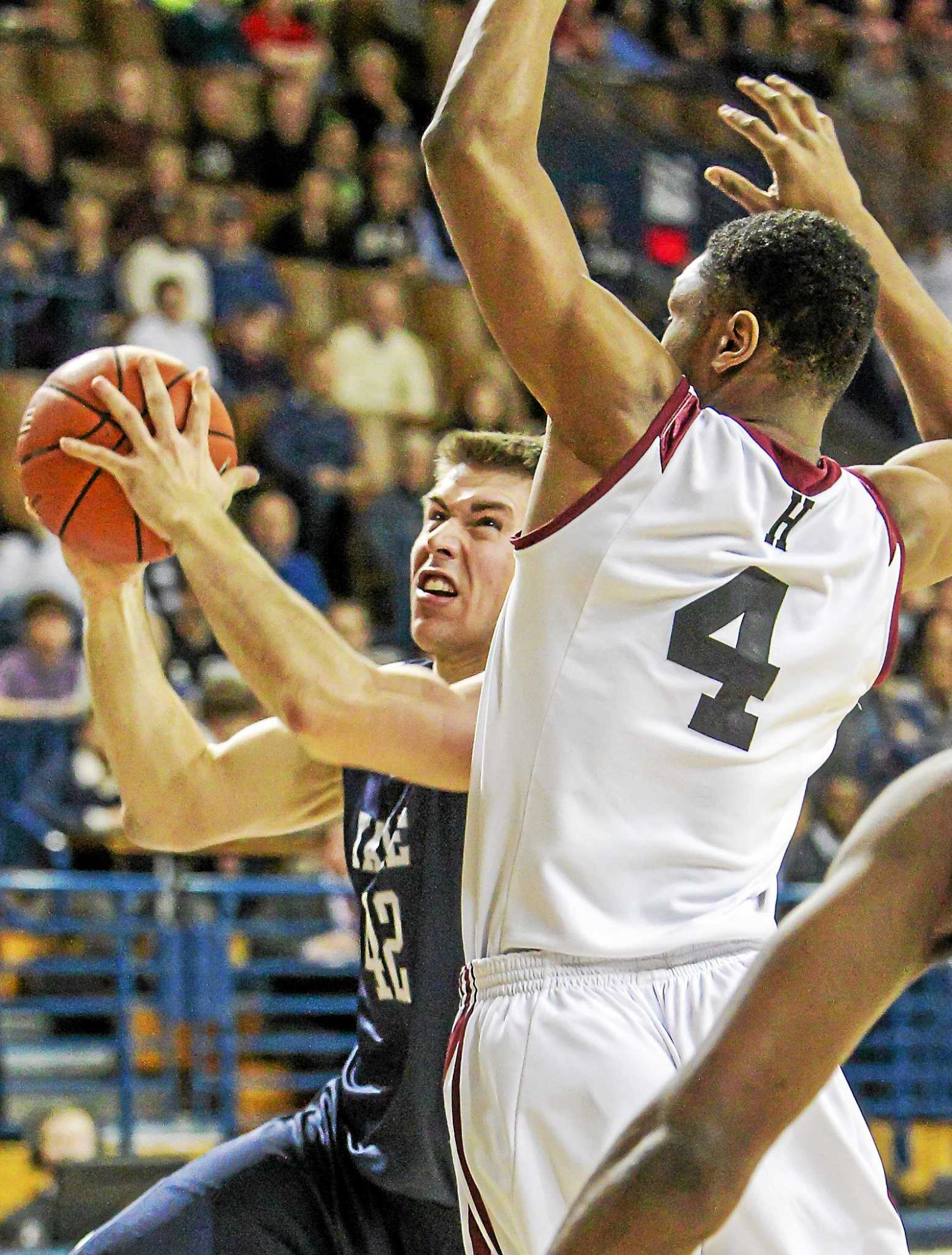 Harvard edges Yale as rivals now tied for Ivy League lead