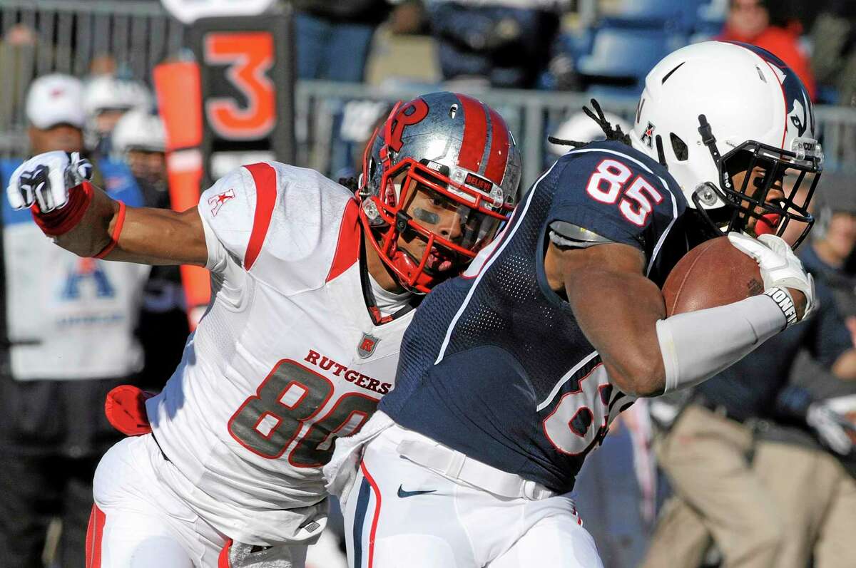 UConn’s Geremy Davis, right, has been invited to take part in the NFL combine later this month.