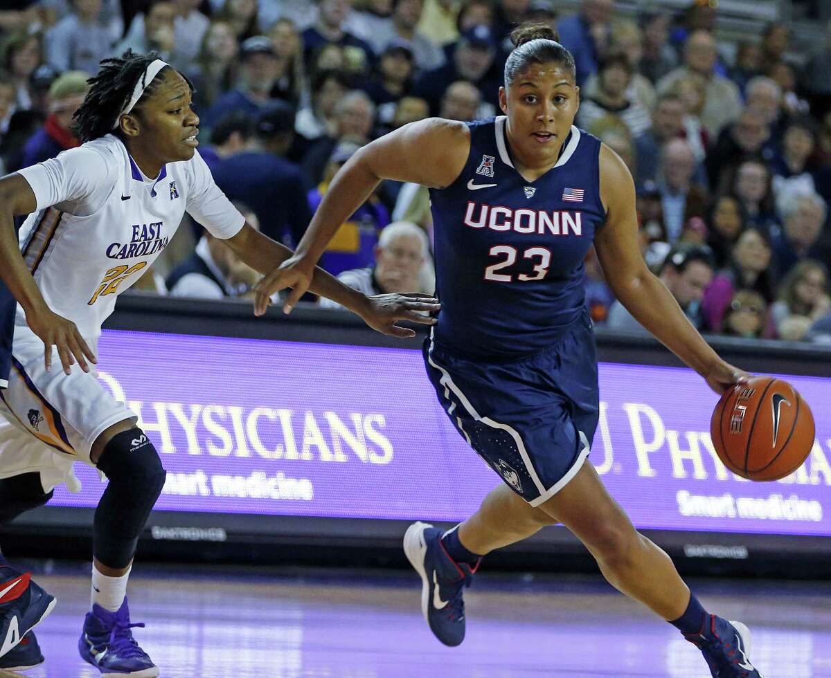UConn’s Kaleena Mosqueda-Lewis has been held without a 3-pointer in back-to-back games for the first time in her collegiate career.