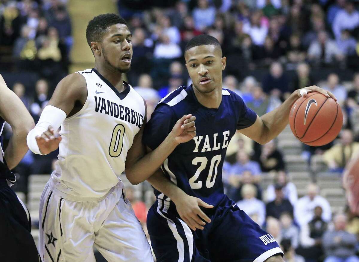 Yale guard Javier Duren was named the Ivy League Player of the Week.
