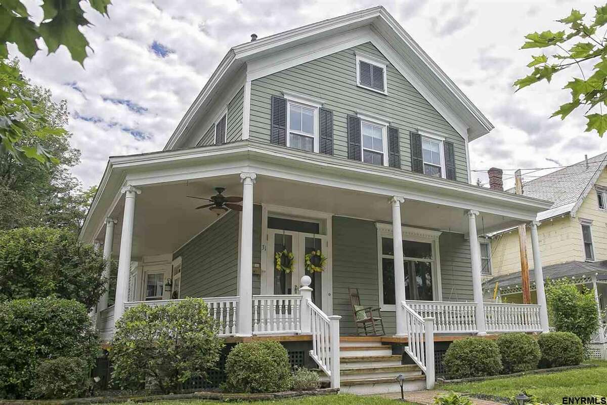 Photos 4 homes for sale in Ballston Spa