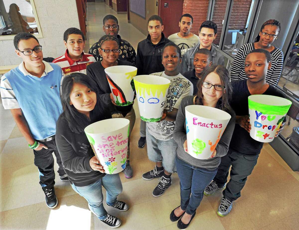 Quinnipiac University students have been working with students at Bishop Woods School in New Haven learning some entrepreneurship. These 7th and 8th grade students will be raising awareness about trash with their hand-decorated trash cans, and raising money as well. mlavitt@newhavenregister.com
