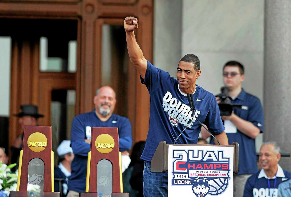 According to mulitple media reports, Kevin Ollie and UConn finalized a five-year contract worth about $15 million on Thursday.