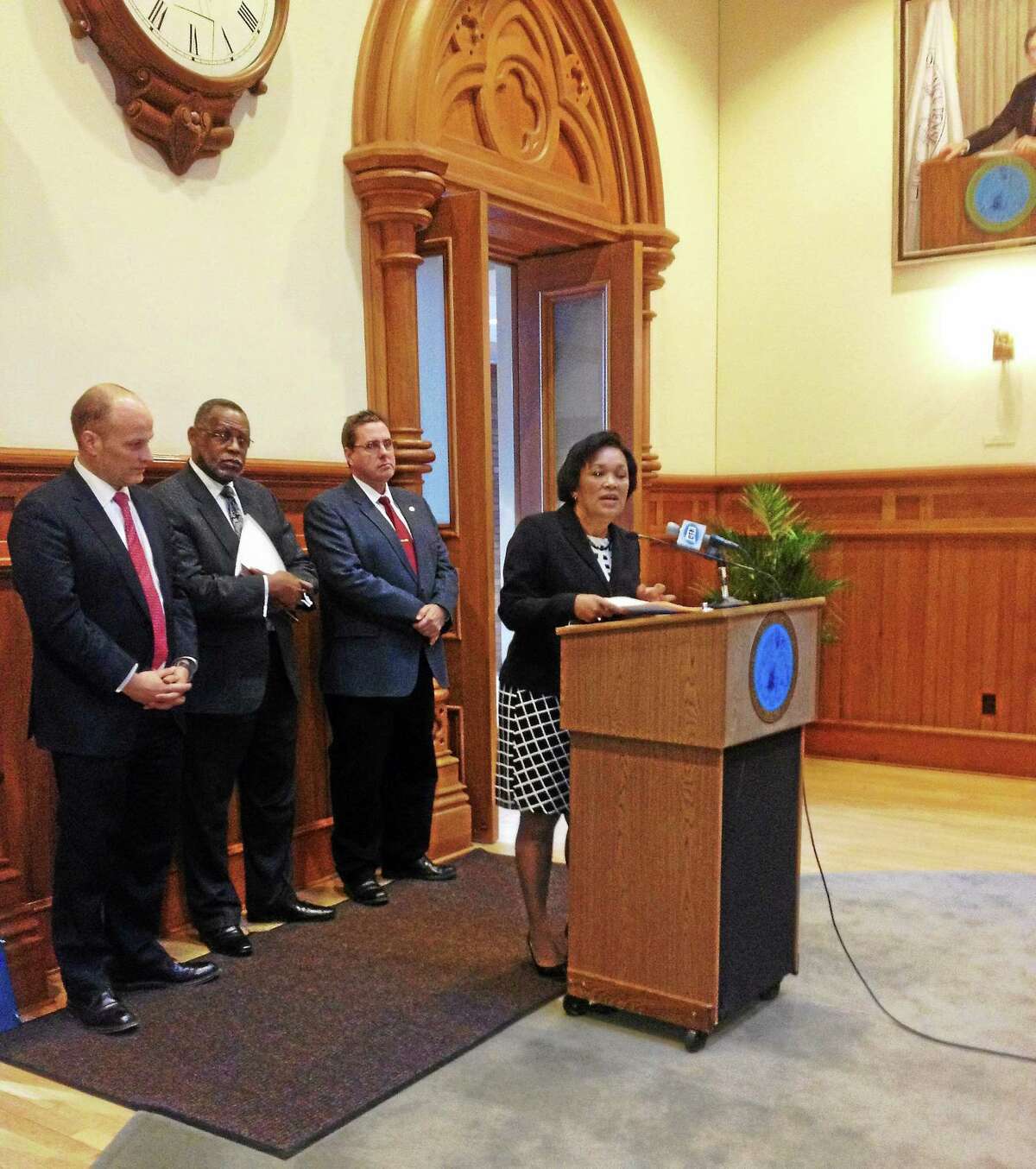 New Haven Mayor Toni Harp announcing state behavioral grant
