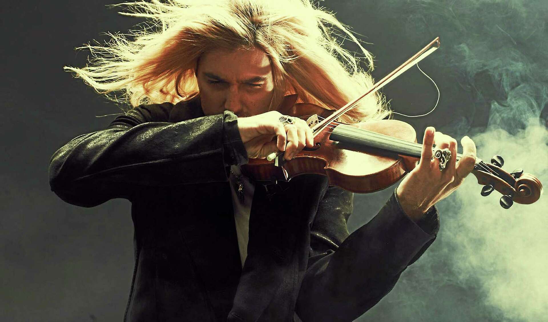 David Garrett brings his lightning-fast violin to Oakdale Saturday